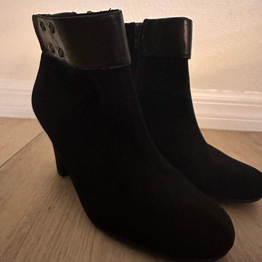 🔶Aerosoles Roleagain Black Canvas Heeled, Ankle-Boots Size 9 3” heel